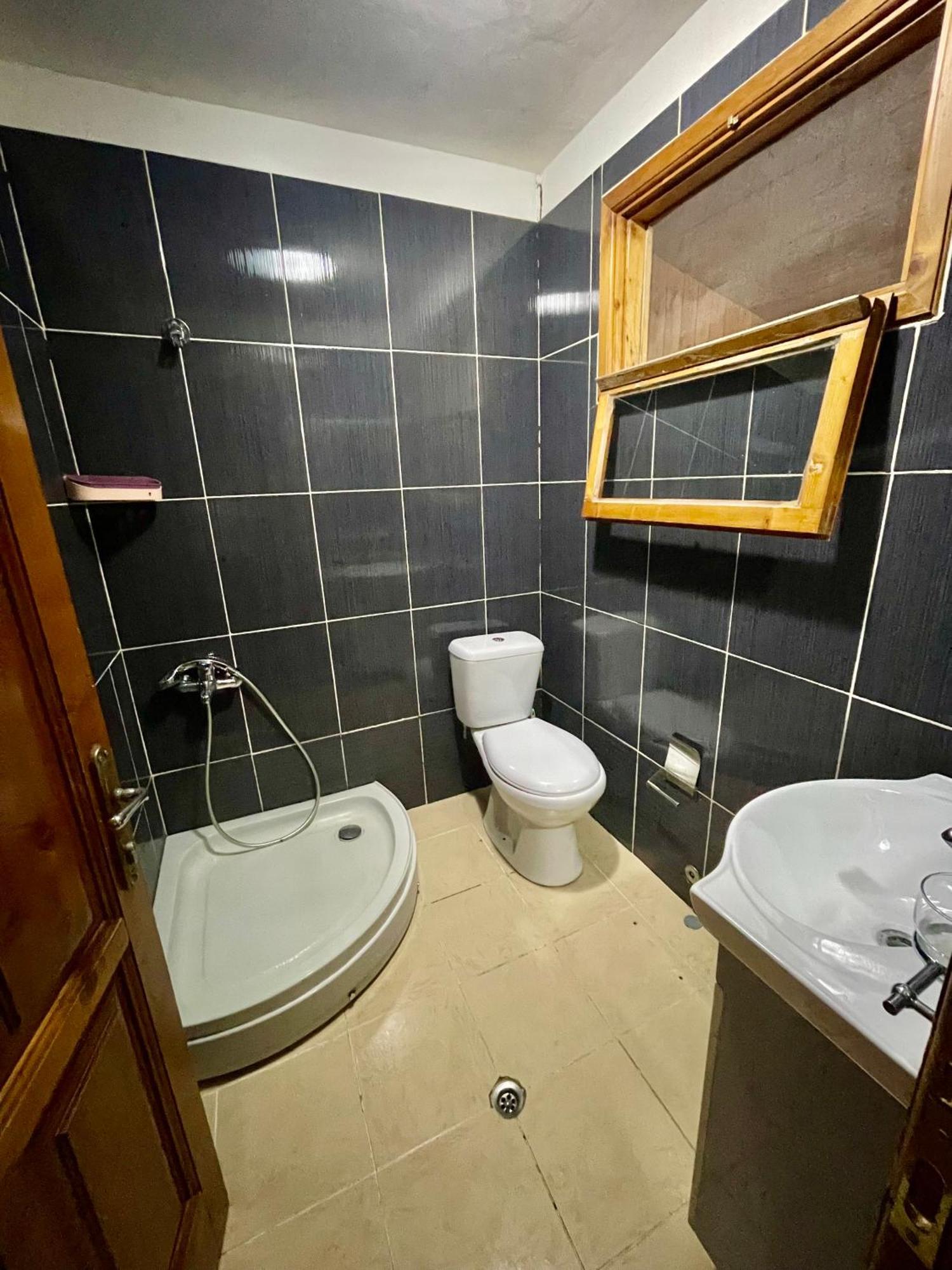 Guest House Dea วญอเรอ ภายนอก รูปภาพ